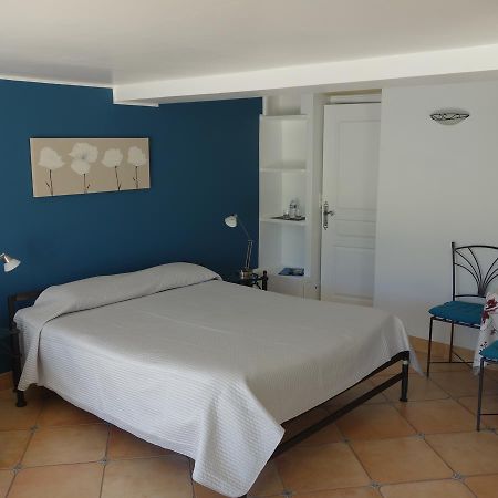 Le Mas Des Amandiers Apartment Saint-Paul-de-Vence Exterior photo