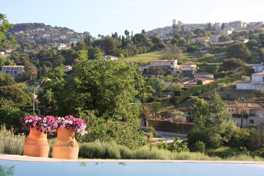 Le Mas Des Amandiers Apartment Saint-Paul-de-Vence Exterior photo