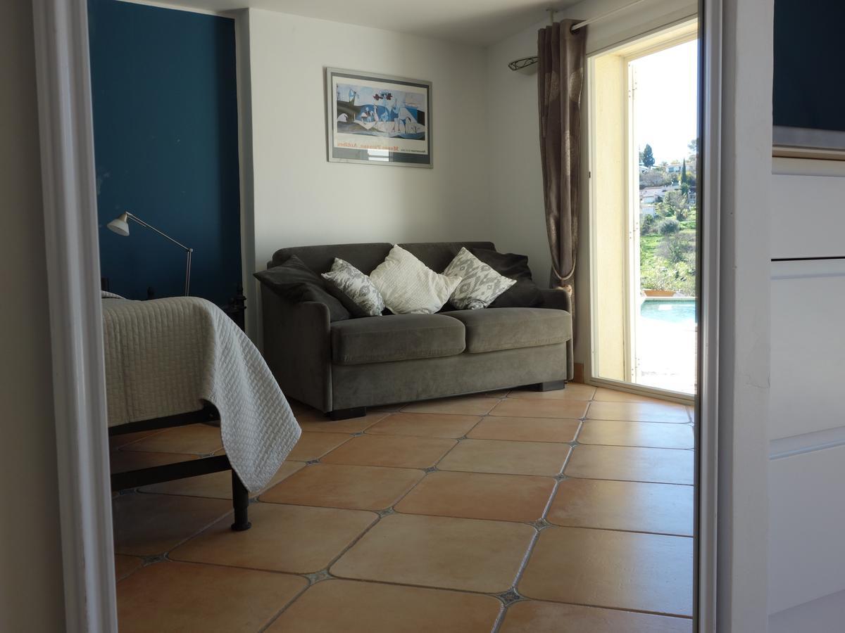 Le Mas Des Amandiers Apartment Saint-Paul-de-Vence Exterior photo